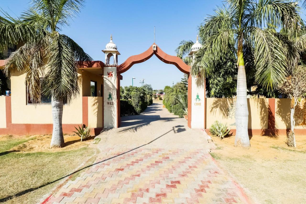 Spot On 68319 Hotel Nakhralo Rajasthan Resort Divisione di Divisione di Jaipur Esterno foto