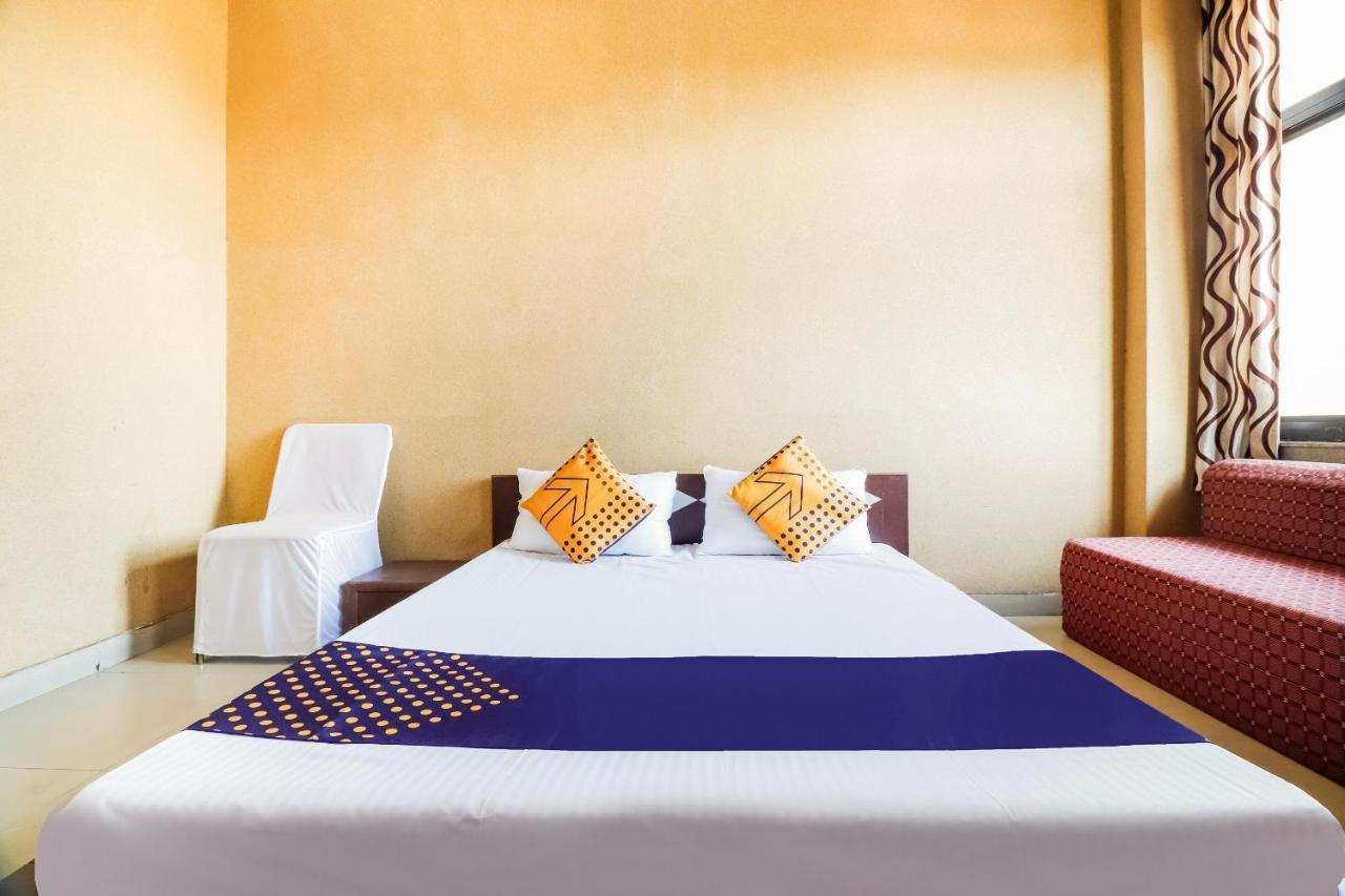 Spot On 68319 Hotel Nakhralo Rajasthan Resort Divisione di Divisione di Jaipur Esterno foto
