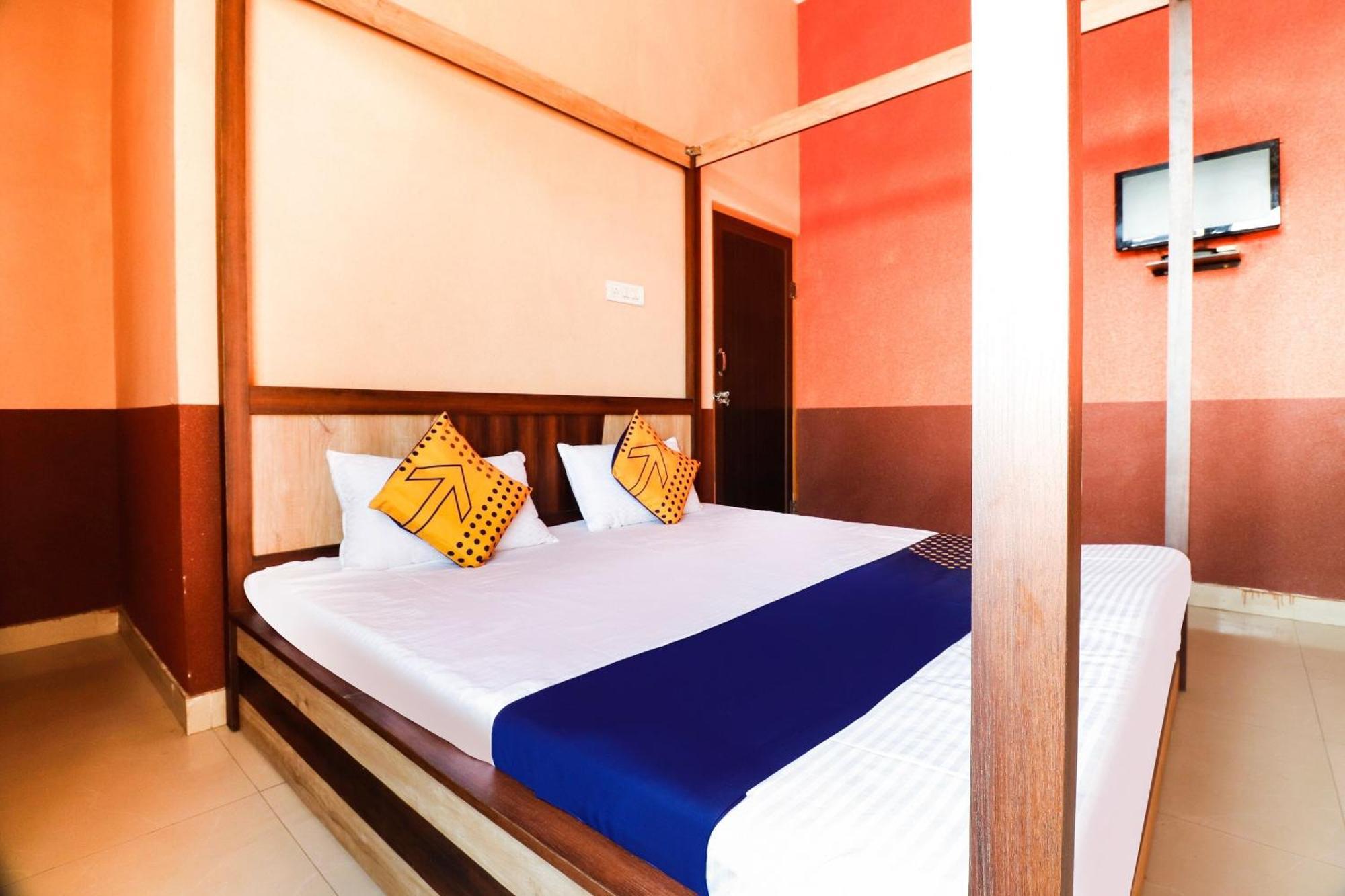 Spot On 68319 Hotel Nakhralo Rajasthan Resort Divisione di Divisione di Jaipur Esterno foto