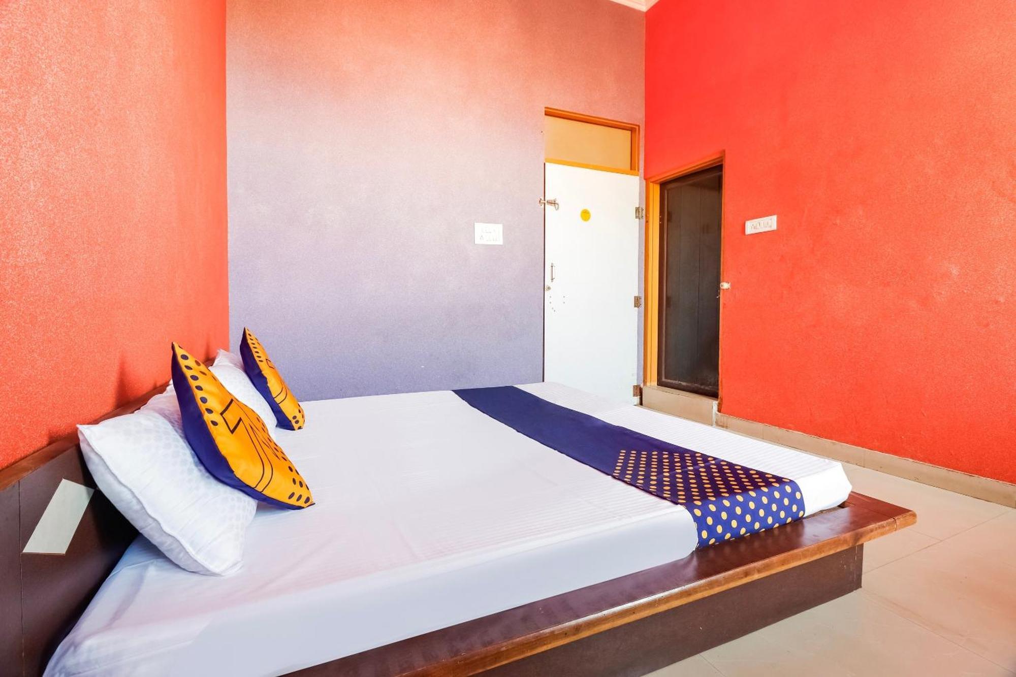 Spot On 68319 Hotel Nakhralo Rajasthan Resort Divisione di Divisione di Jaipur Esterno foto